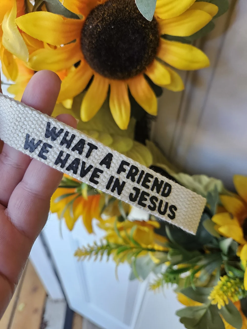 Cream Canvas Key & Card Wristlet with Faith Message